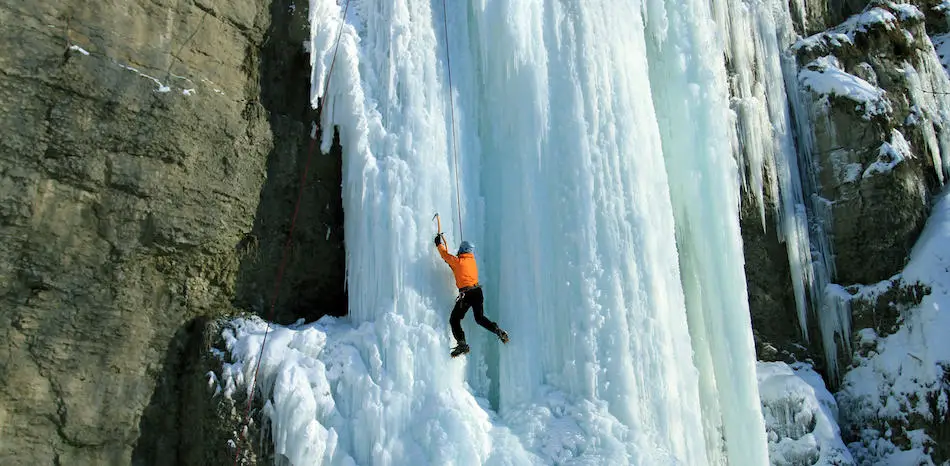 Ice Climbing Falls Everything You Should Know Ascentionism